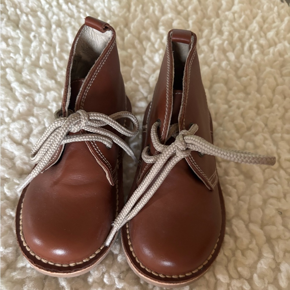 La Coqueta’s Dark Tan Leather Kids Desert Boots size 9 (25)